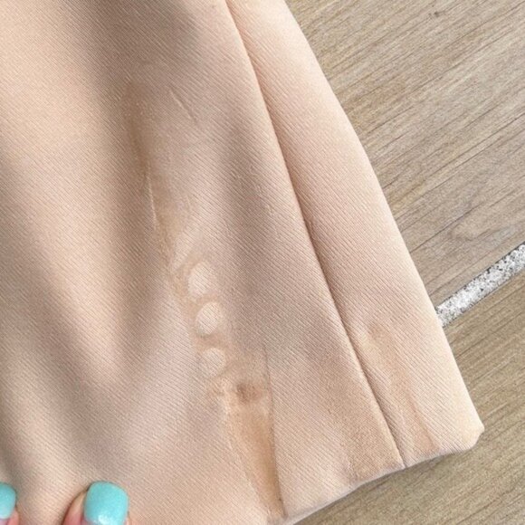 Vince High Rise Belted Paper Bag Shorts Size 6 Praline Beige - Picture 6 of 13